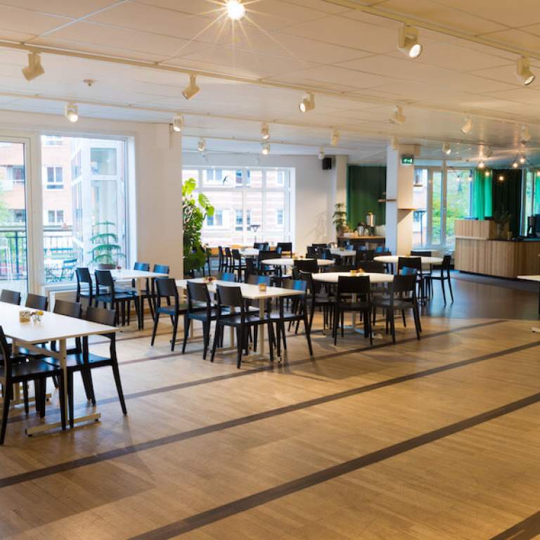 bilder/restaurang-folkes
